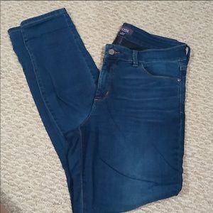 NYDJ SKINNY jeans.